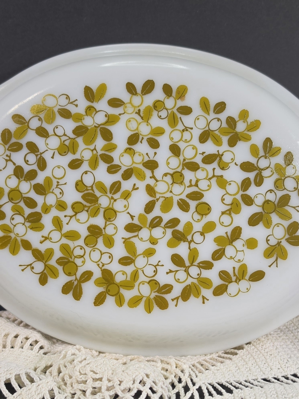 Vintage PYREX Olive Pattern Oval Divided Casserole Serving Dish Lid ONLY - Picture 6 of 6